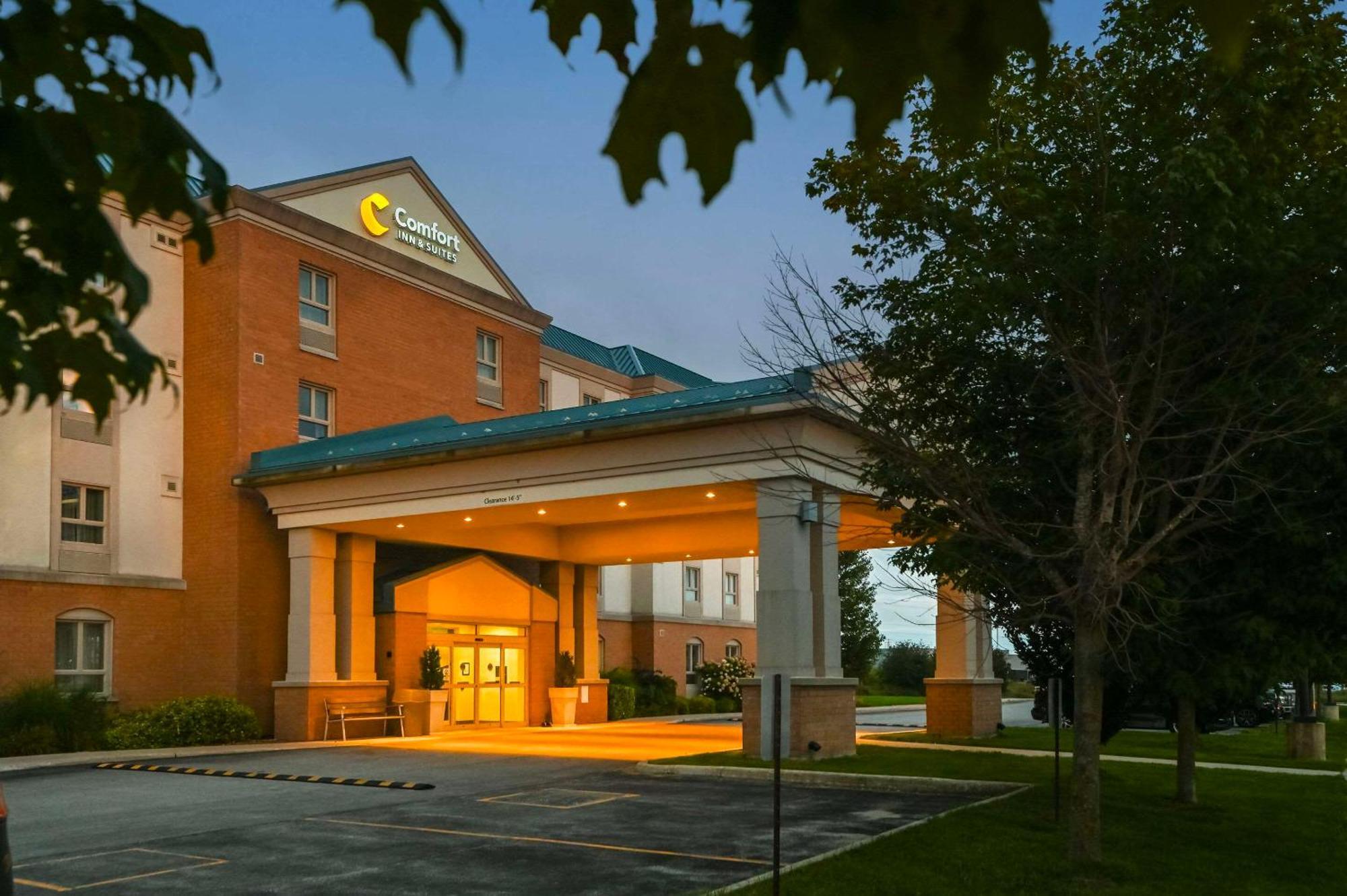 Comfort Inn & Suites Kincardine Exterior photo