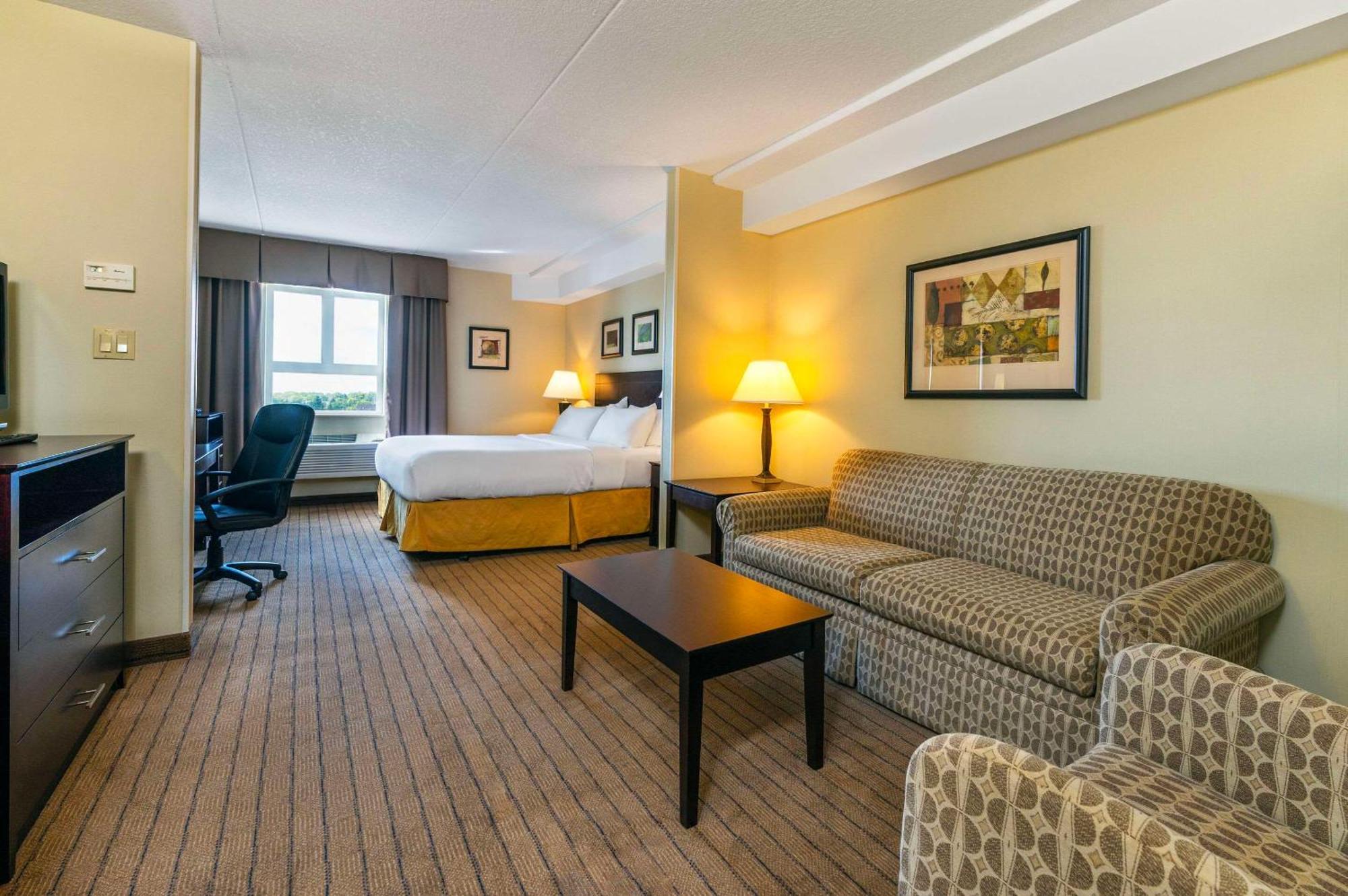 Comfort Inn & Suites Kincardine Exterior photo