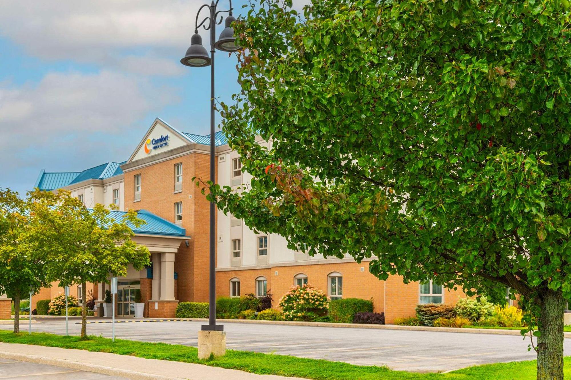 Comfort Inn & Suites Kincardine Exterior photo